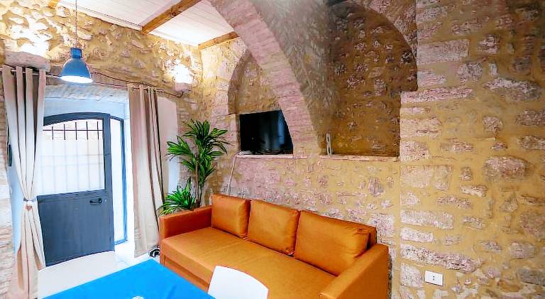 Apartment with 1 room for 4 persons — photo 3