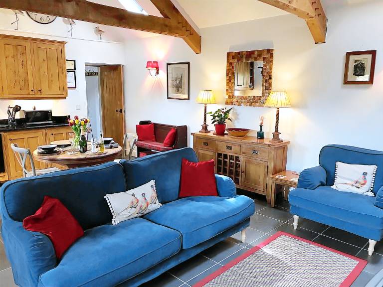 Children-friendly wonderful cottage with garden | River view | Pet-friendly — photo 4
