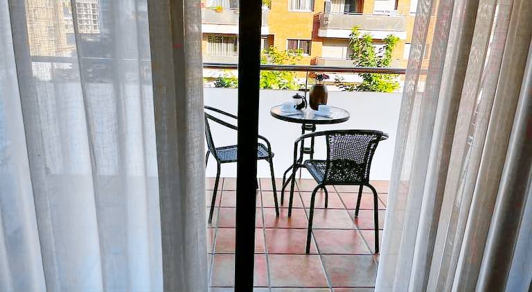 Apartment with pool — photo 4