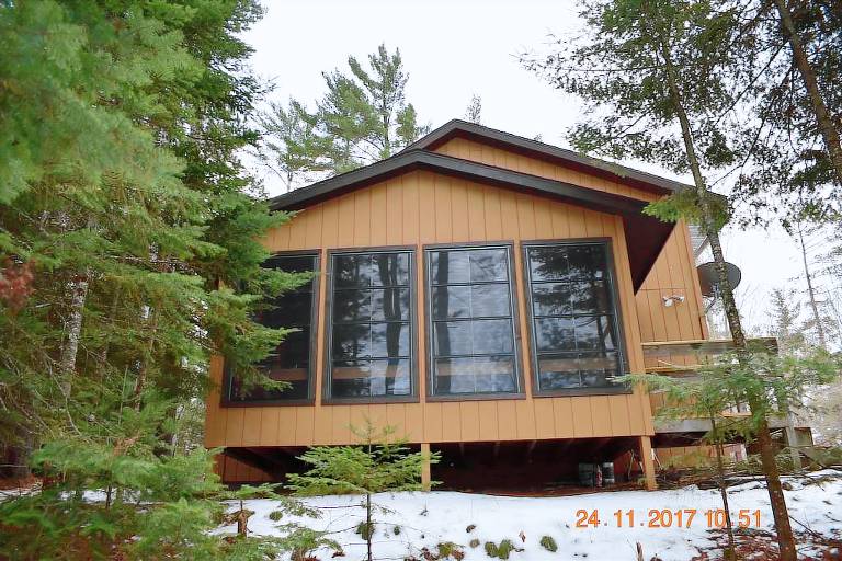 Cabin Winchester