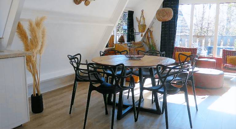 Charming vacation home with pool | Dogs allowed — photo 5