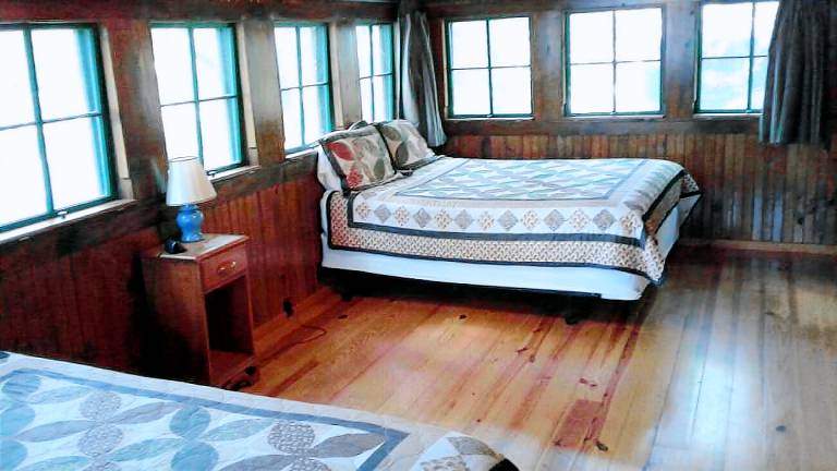 Cabin Lake Hamilton