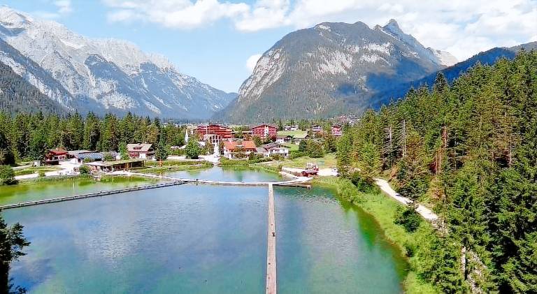 Rental apartment with patio & garden in Leutasch