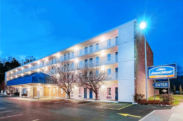Howard Johnson by Wyndham Staunton
