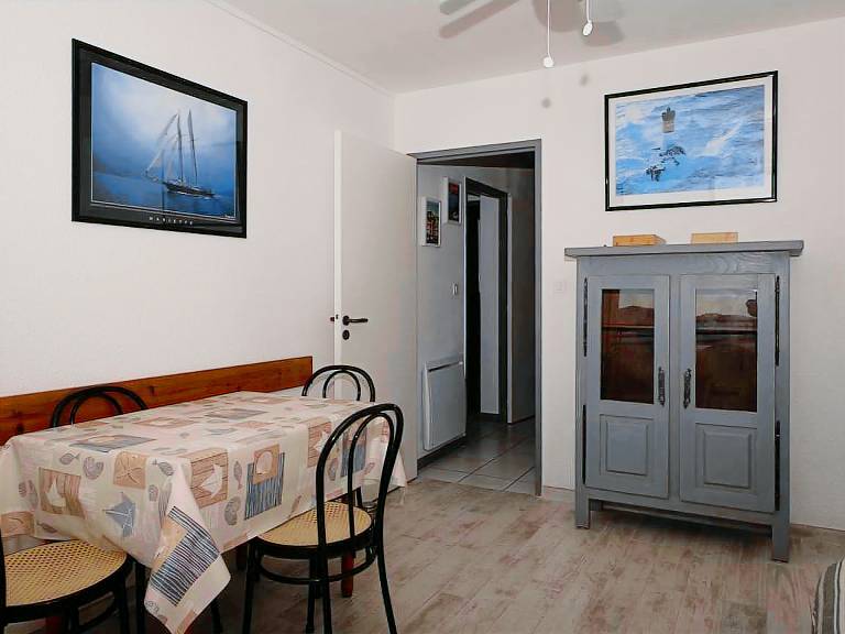 Rental apartment with pool | Close to the beach | Pets are welcome — photo 4