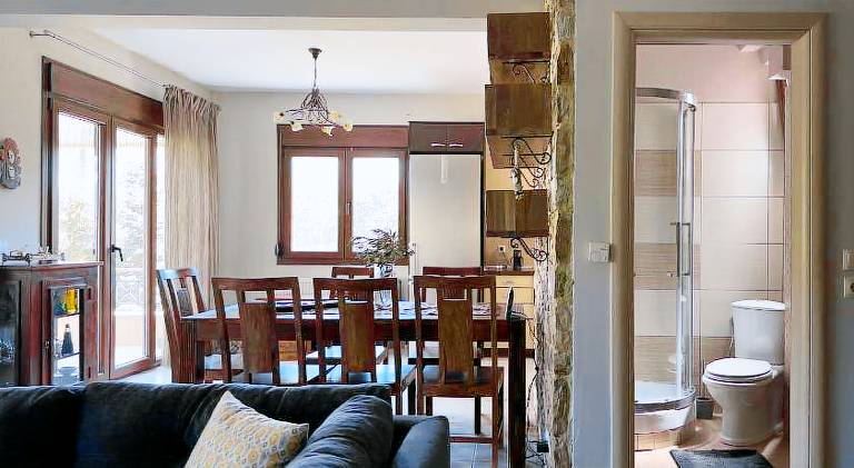 Villa with yard, patio & barbecue — photo 4