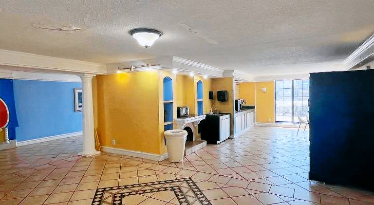Studio 6 Extended Stay - Huntsville, AL University Drive — photo 3