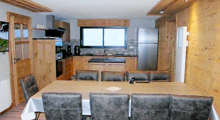 Chalet with yard, terrace & BBQ — photo 4