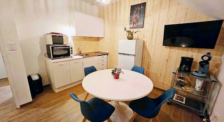 Holiday apartment with hot tub in Thann