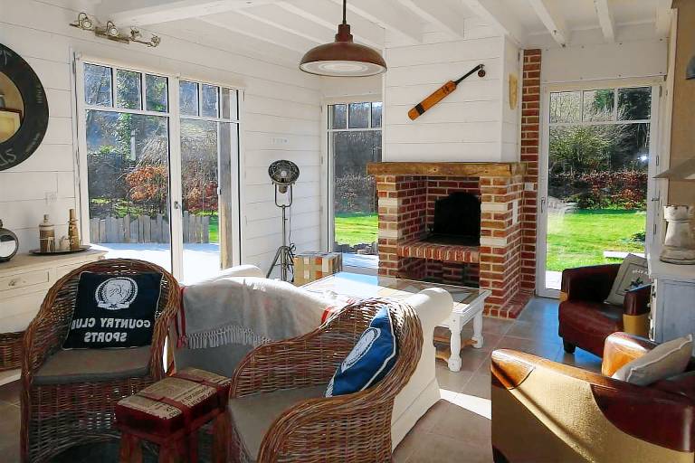 Vacation home with sauna, garden & patio — photo 2