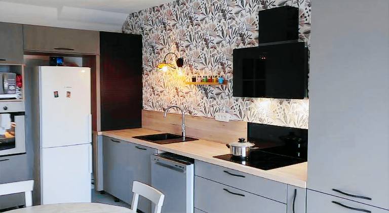 Holiday apartment with 2 rooms for 6 persons in Montreuil