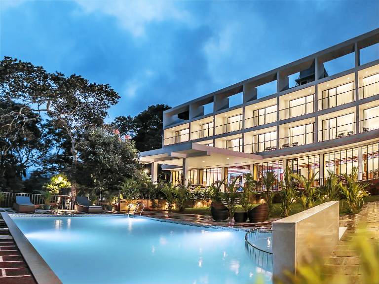 Resort  Kumily