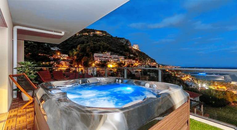 Charming holiday apartment with pool & terrace | Pets are welcome — photo 3
