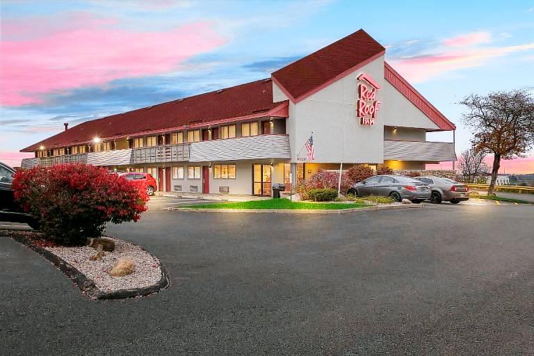 Red Roof Inn Cleveland - Independence in Independence, OH