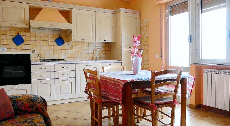 Rental apartment with terrace | Pets are welcome — photo 3