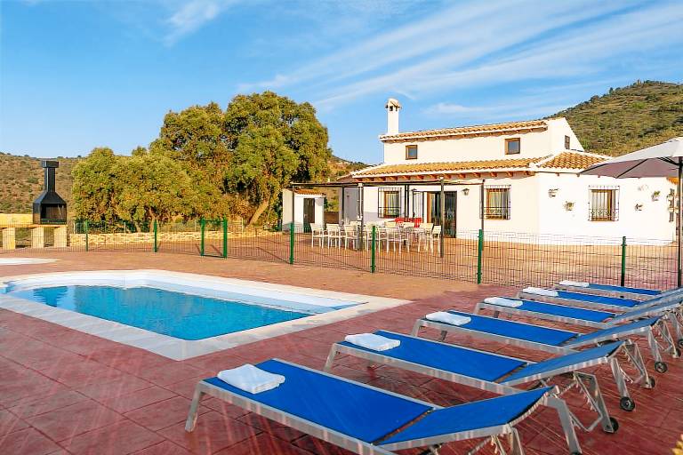Country House 'Mis Niñas' with Mountain View, Private Pool and Wi-Fi in Antequera