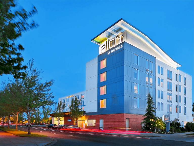 Aloft Portland Airport at Cascade Station in Portland, OR