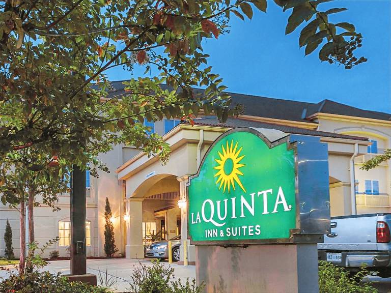 La Quinta Inn & Suites by Wyndham Slidell - North Shore Area in Slidell, LA