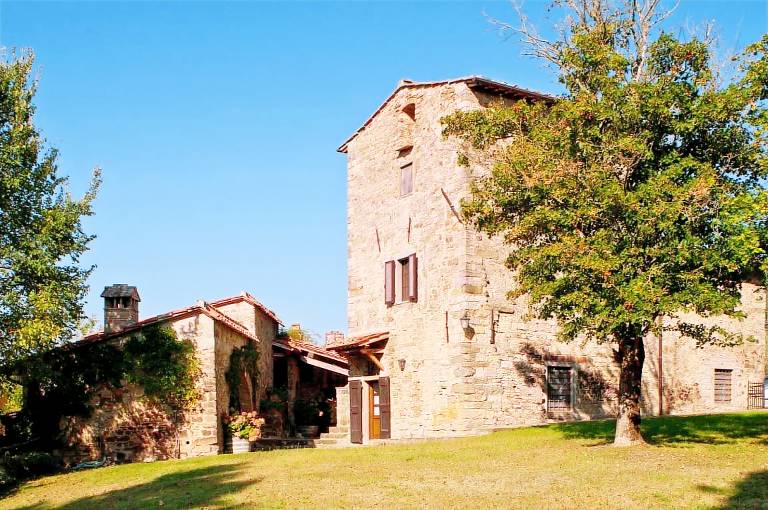 Child-friendly vacation home with yard, private pool & terrace | Pets allowed — photo 3