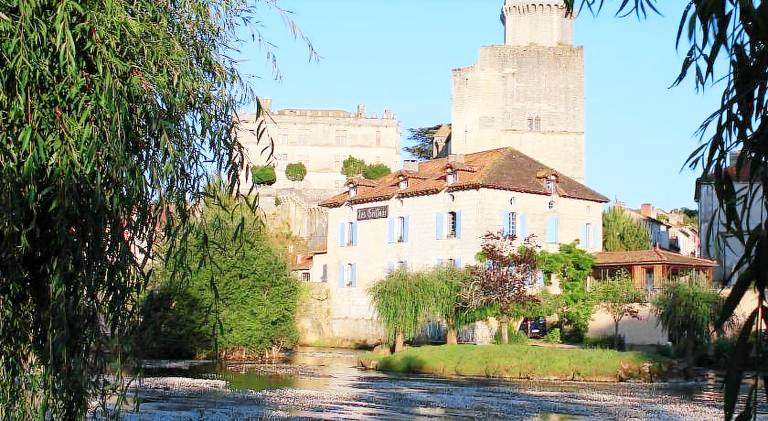 Hostellerie Les Griffons in Périgueux