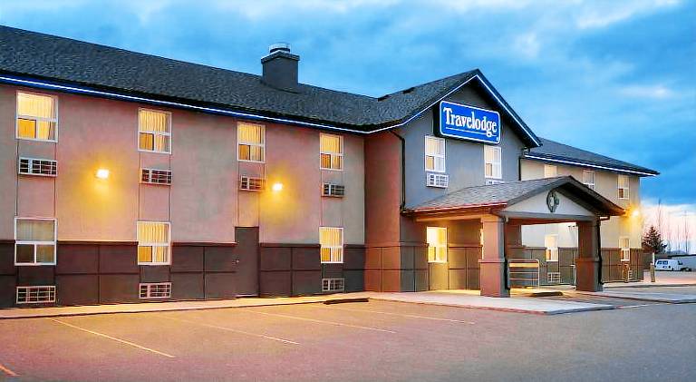 Travelodge by Wyndham Kindersley — photo 4