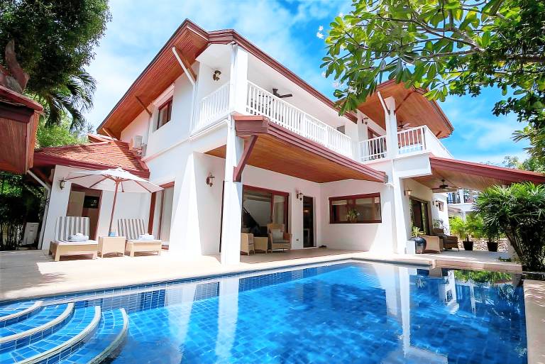 Children-friendly villa with BBQ, yard & terrace | Close to the beach | Perfect for remote work | Pets are welcome in Koh Samui