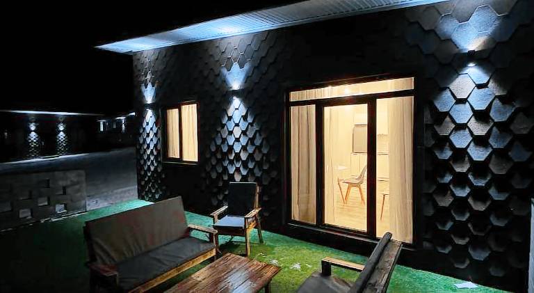 Charming house with patio | Pet-friendly — photo 4