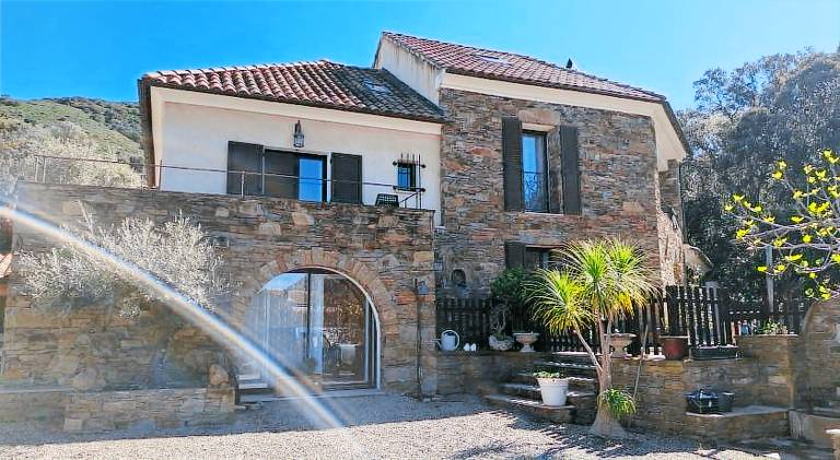 Rental apartment | Pet-friendly in Bastia