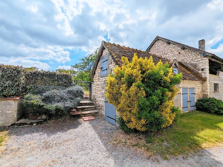 Cottage with grill & garden — photo 4