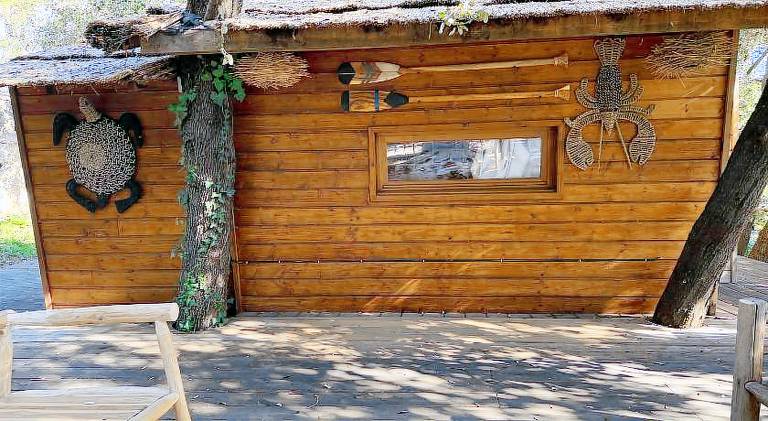 Cabane perchee dans les arbres — photo 2