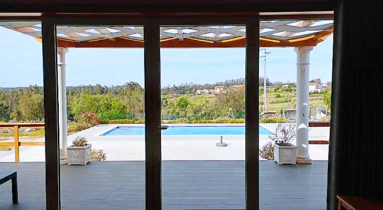 Vacation home with pool | Pets are welcome — photo 3
