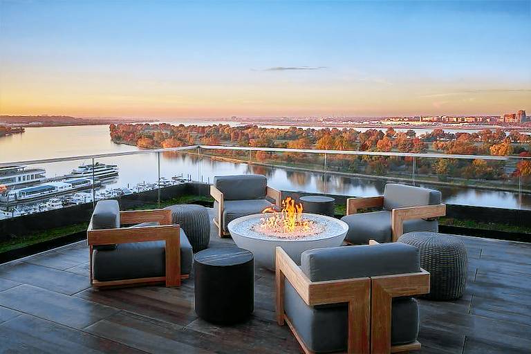 Pendry Washington DC - The Wharf — photo 4