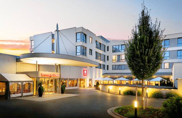 Leonardo Hotel Wolfsburg City Center — photo 2
