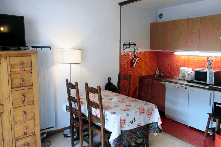 Rental apartment with 1 room for 4 persons — photo 4
