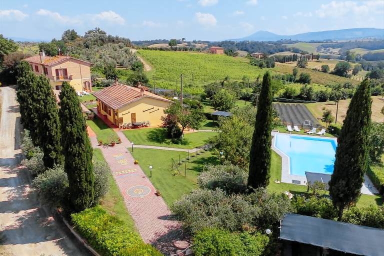 Agriturismo Metina: Casa Rosmarino su 2 piani, 110 mq, con balcone. Piscina e barbecue, dog friendly — photo 2