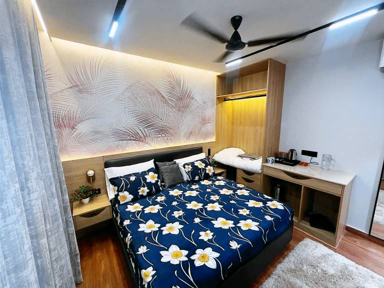 URBANIA REST HOUSE B & B