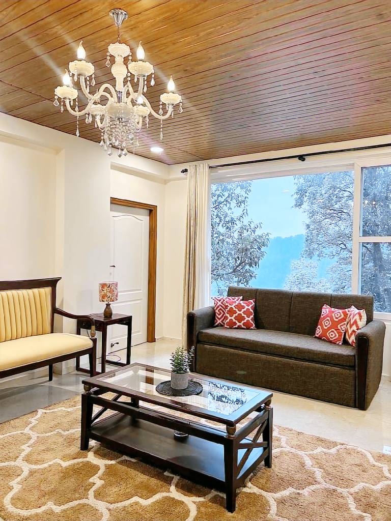 Zephyr Lakeview 2BHK Near Mall Road & Naini Lake in Nainital