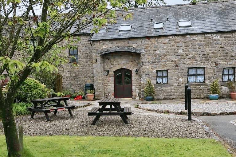Middle Flass Lodge