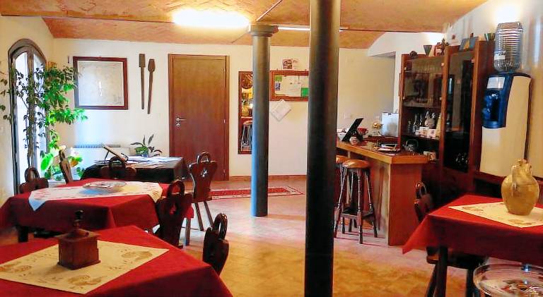 Farm with 1 room for 3 persons in Mantua