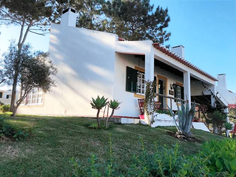 House | Beach nearby | Perfect for remote work | Pets are welcome — photo 4