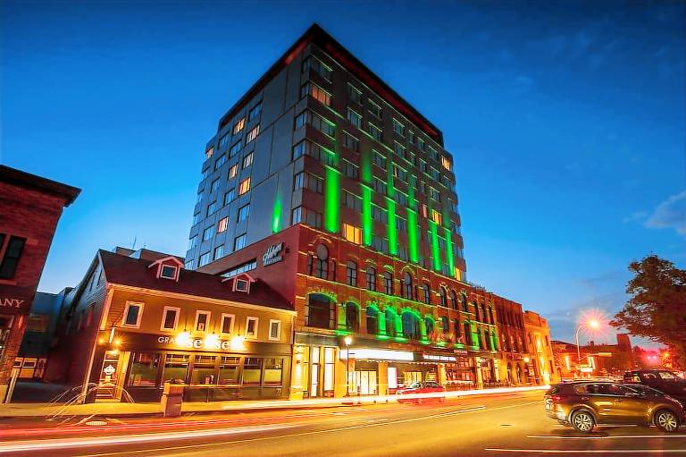 The Holman Grand Hotel