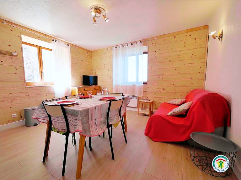 Lovely gite with barbecue, garden & terrace | Pet-friendly — photo 4