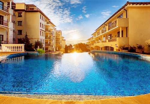 Beautiful apartment with terrace, pool & yard | Beach nearby | Pets are welcome in Obzor