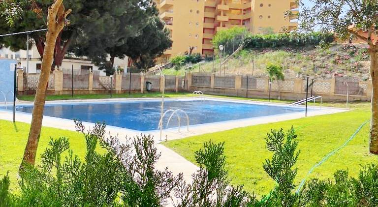 Apartment with private pool, terrace & garden in Almonte
