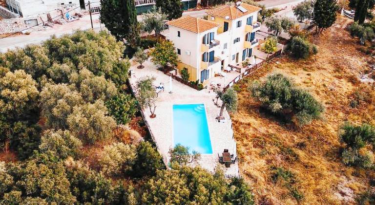 Rental apartment with terrace, pool & barbeque | Suitable for remote work — photo 3