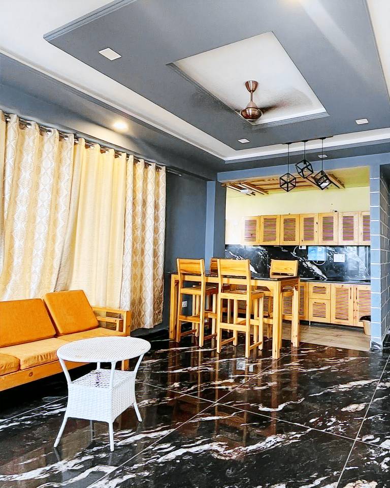 Apartment with patio — photo 4