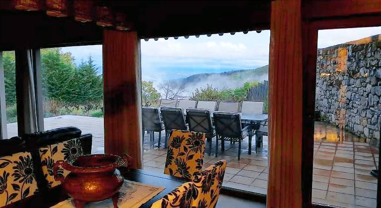 Pleasant villa with garden, terrace & private pool | Perfect for remote work | Pets are welcome — photo 3