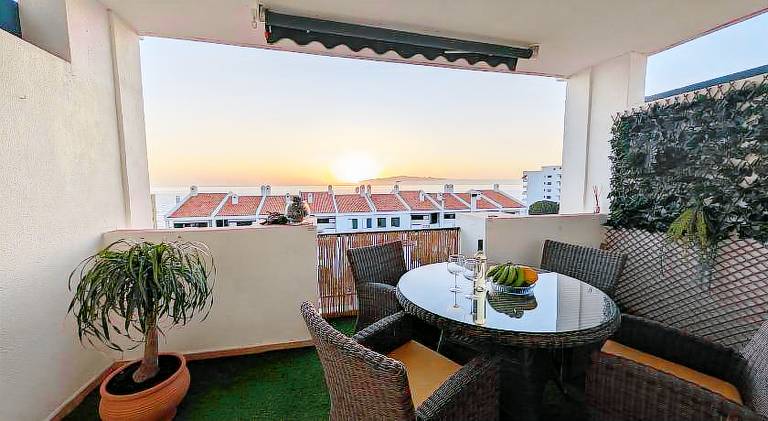Holiday apartment with patio | Next to the beach | Dogs allowed in Adeje