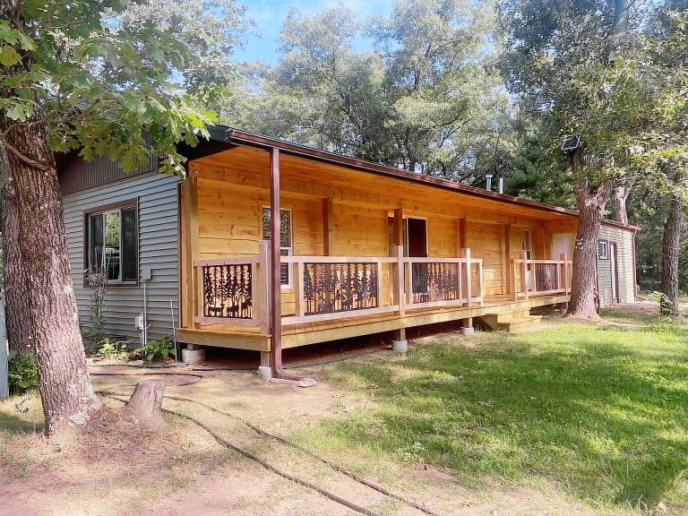 Cabin Grand Marsh