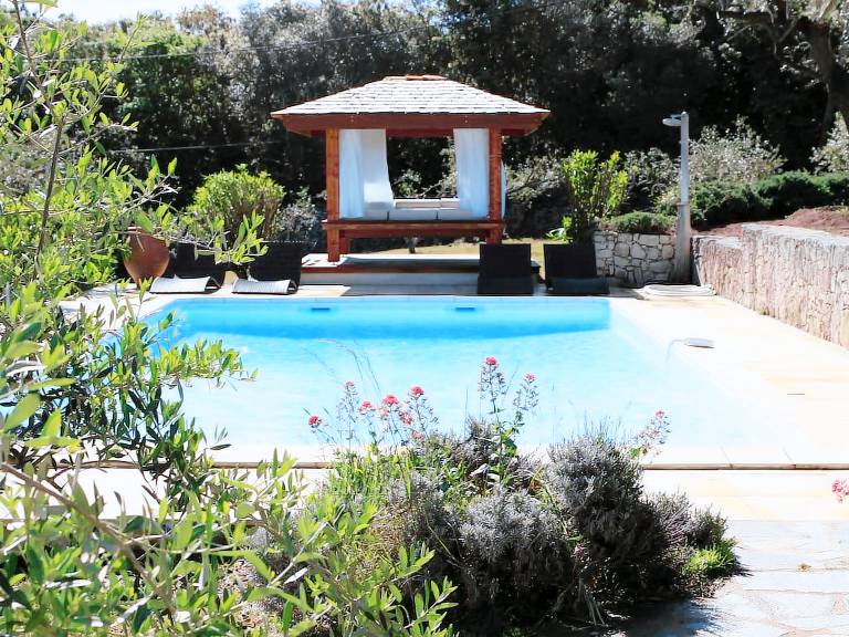 Villa  Bonifacio